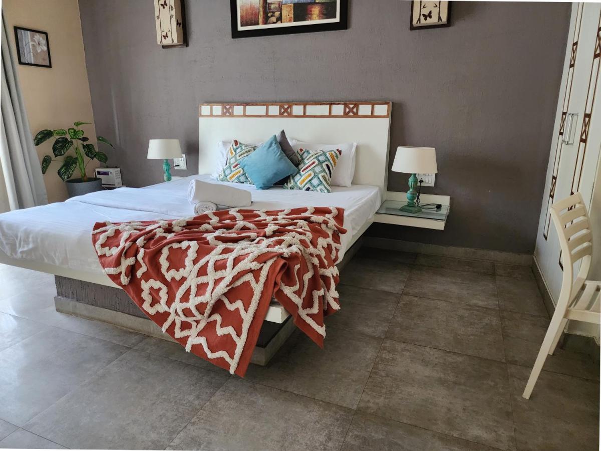 Beach 7 Mins Walk Luxury Villa Diva Calangute Eksteriør billede